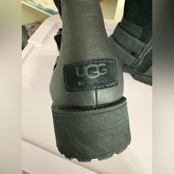 Ugg Wilde waterproof biker boots - Picture 3 of 4